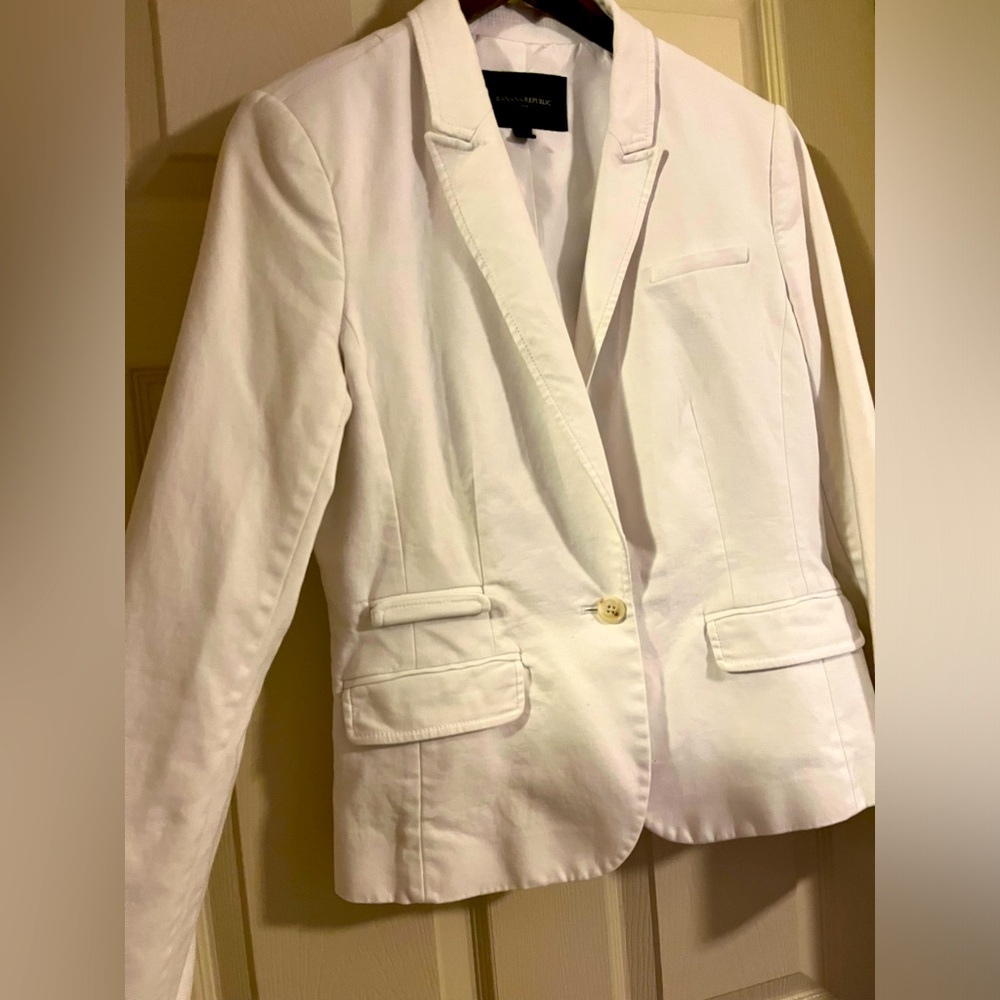 🤍Banana Republic White Blazer🤍